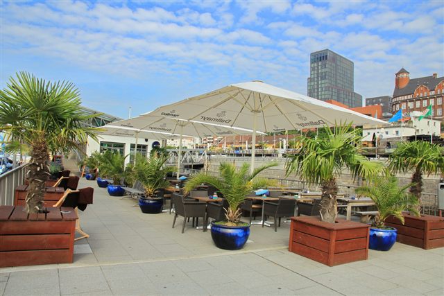 Oberdeck-Terrasse