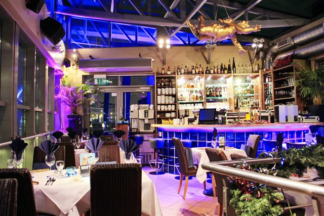 Bar auf dem Oberdeck